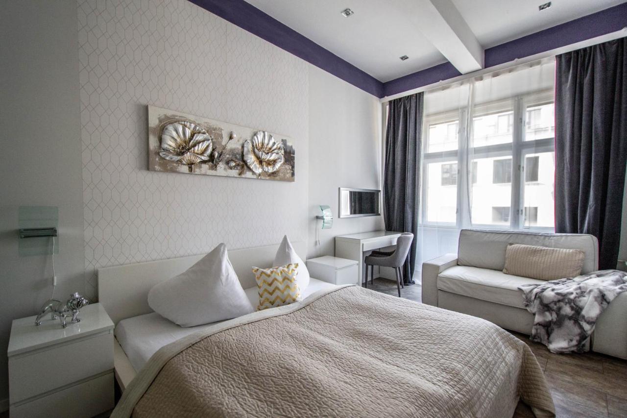 Design Apartment By Ruterra Прага Екстер'єр фото